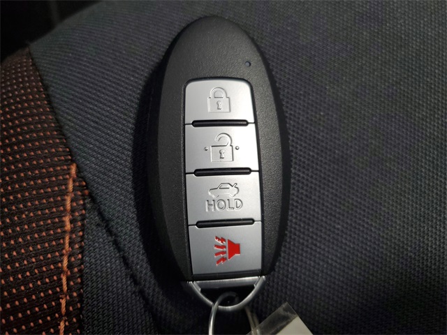 2020 Nissan Versa 1.6 SR photo 21