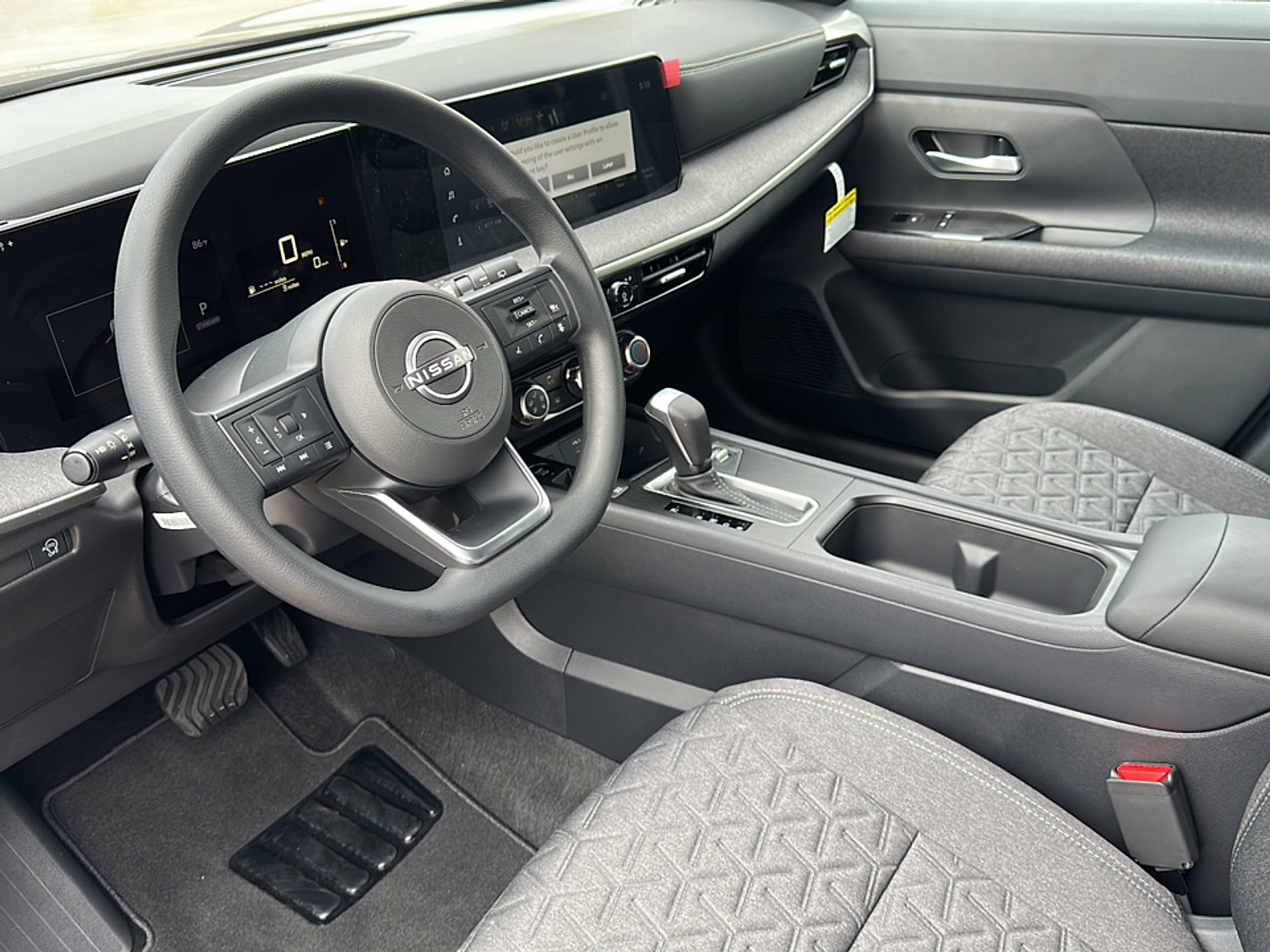 2025 Nissan Kicks SV photo 2