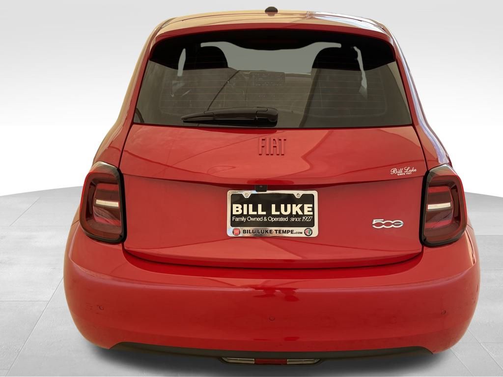 2024 Fiat 500e Red photo 5