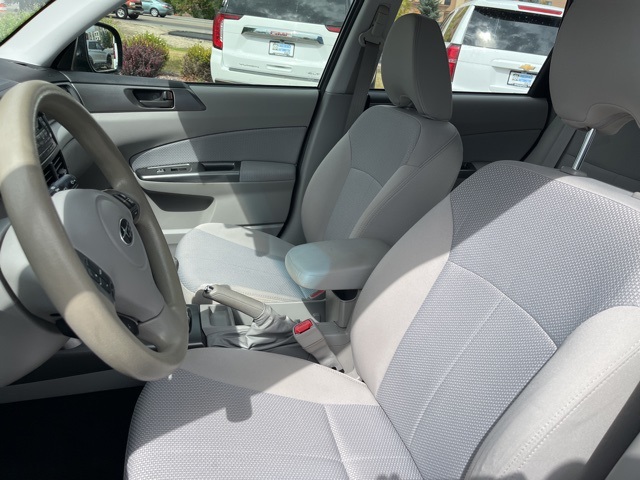 2013 Subaru Forester 2.5X photo 10