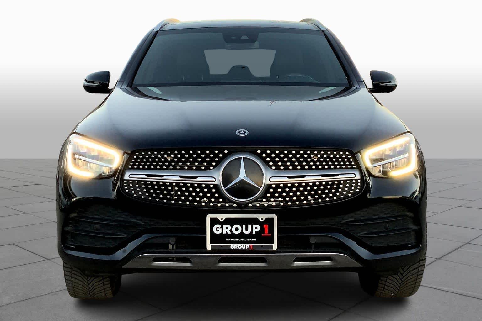 2022 Mercedes Benz GLC 300 4MATIC photo 3