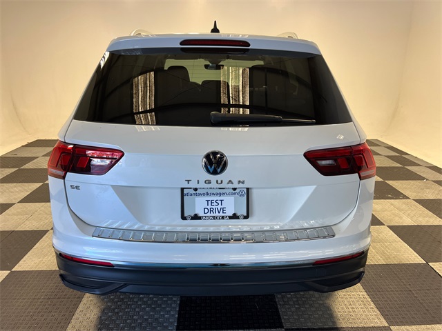 2023 Volkswagen Tiguan SE photo 4