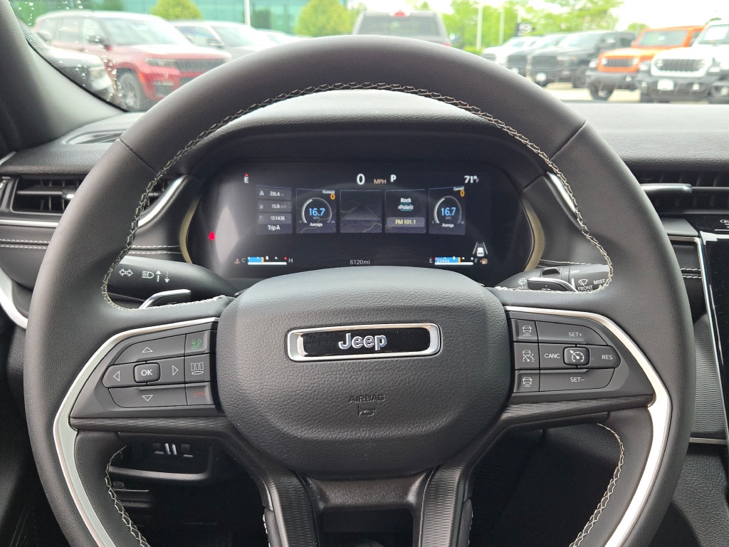 2024 Jeep Grand Cherokee Laredo photo 34