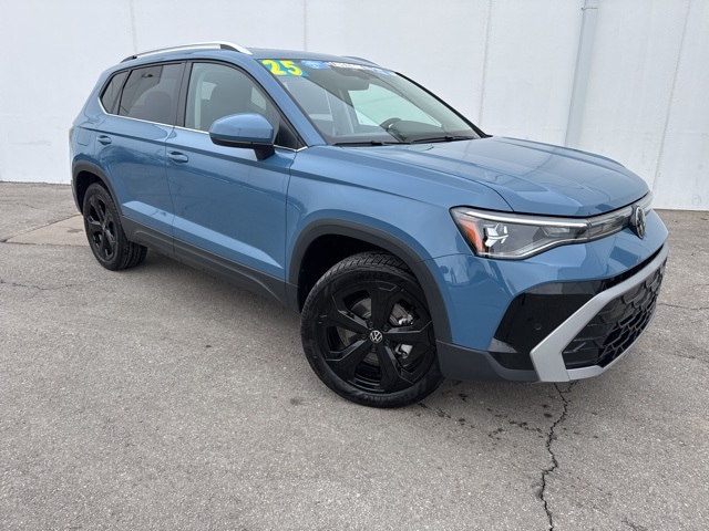 Certified 2025 Volkswagen Taos SEL with VIN 3VV4C7B2XSM029314 for sale in Kansas City
