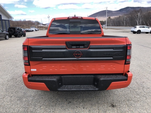 2025 Nissan Frontier PRO-4X photo 4