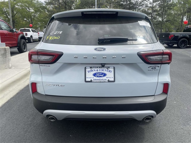 2025 Ford Escape Active photo 2