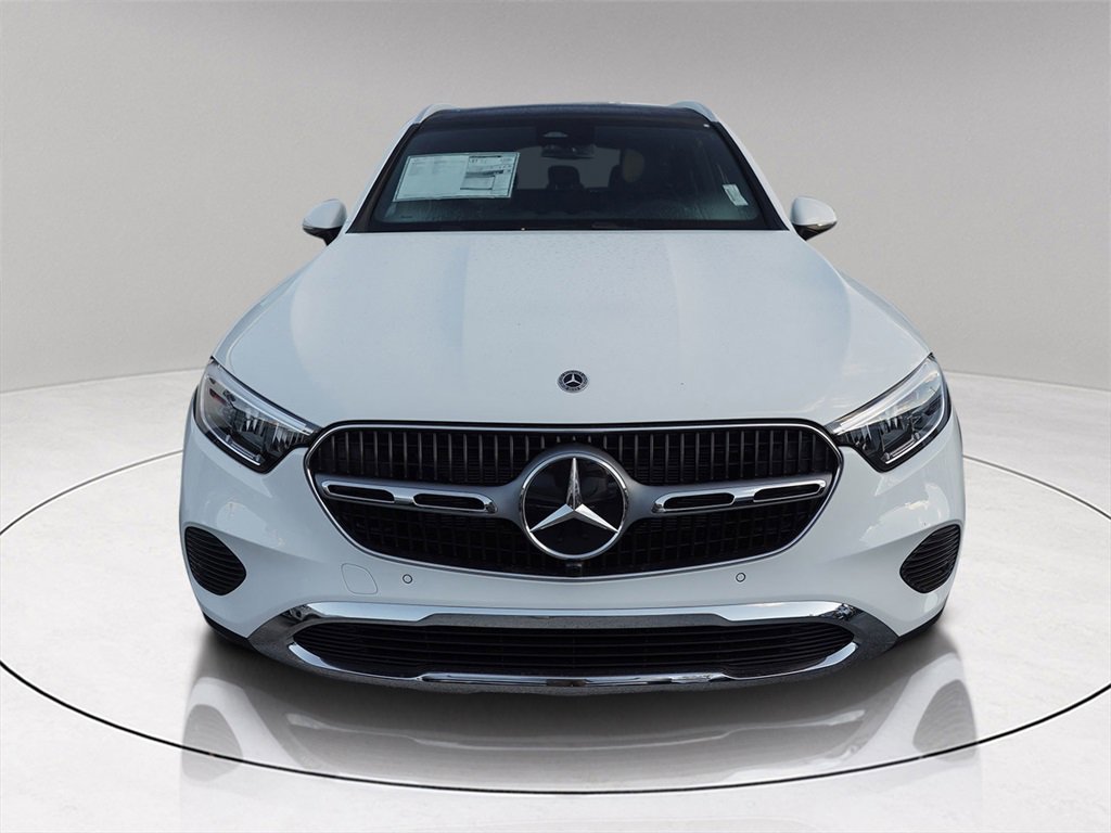 2026 Mercedes Benz GLC 300 photo 2