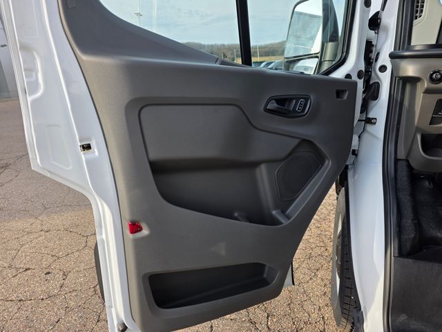 2025 Ford Transit Cargo Van photo 5
