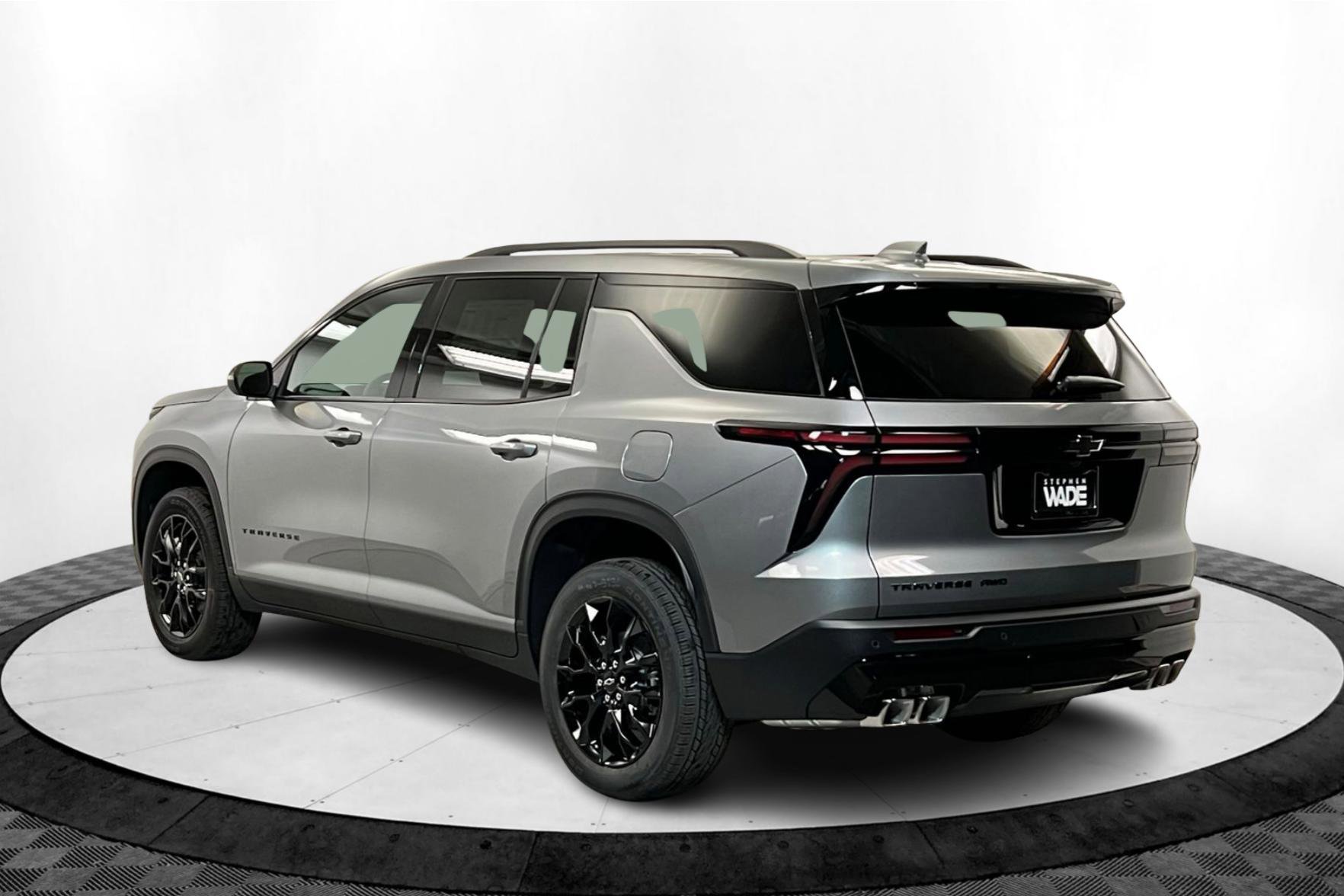 2026 Chevrolet Traverse photo 3