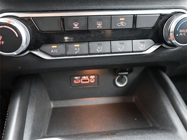 2022 Nissan Altima 2.5 SR photo 19