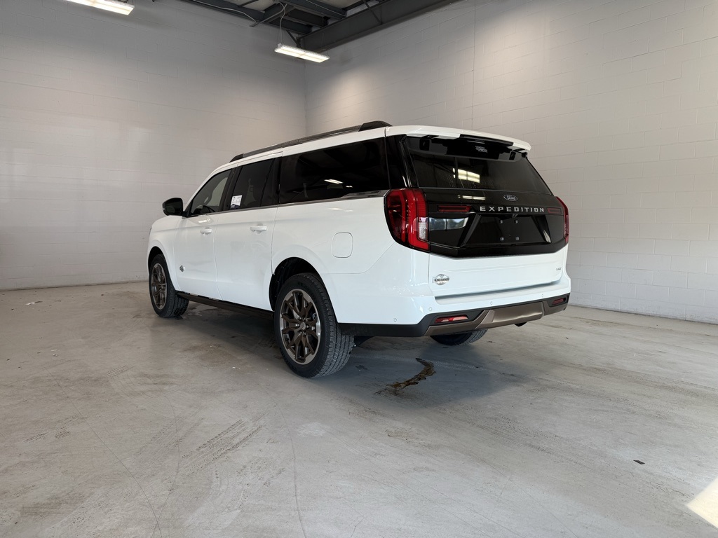 2025 Ford Expedition MAX King Ranch photo 3