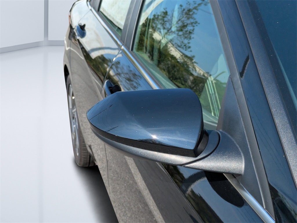 2024 Hyundai Elantra SEL Convenience photo 10