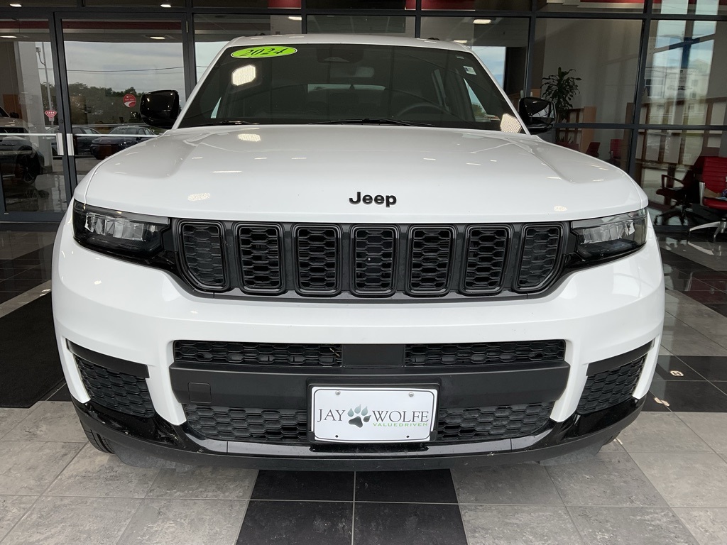 Used 2024 Jeep Grand Cherokee L Altitude with VIN 1C4RJKAG1R8532576 for sale in Kansas City