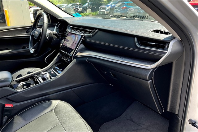 2022 Jeep Grand Cherokee Limited photo 13