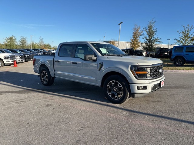 2024 Ford F-150 STX's photo