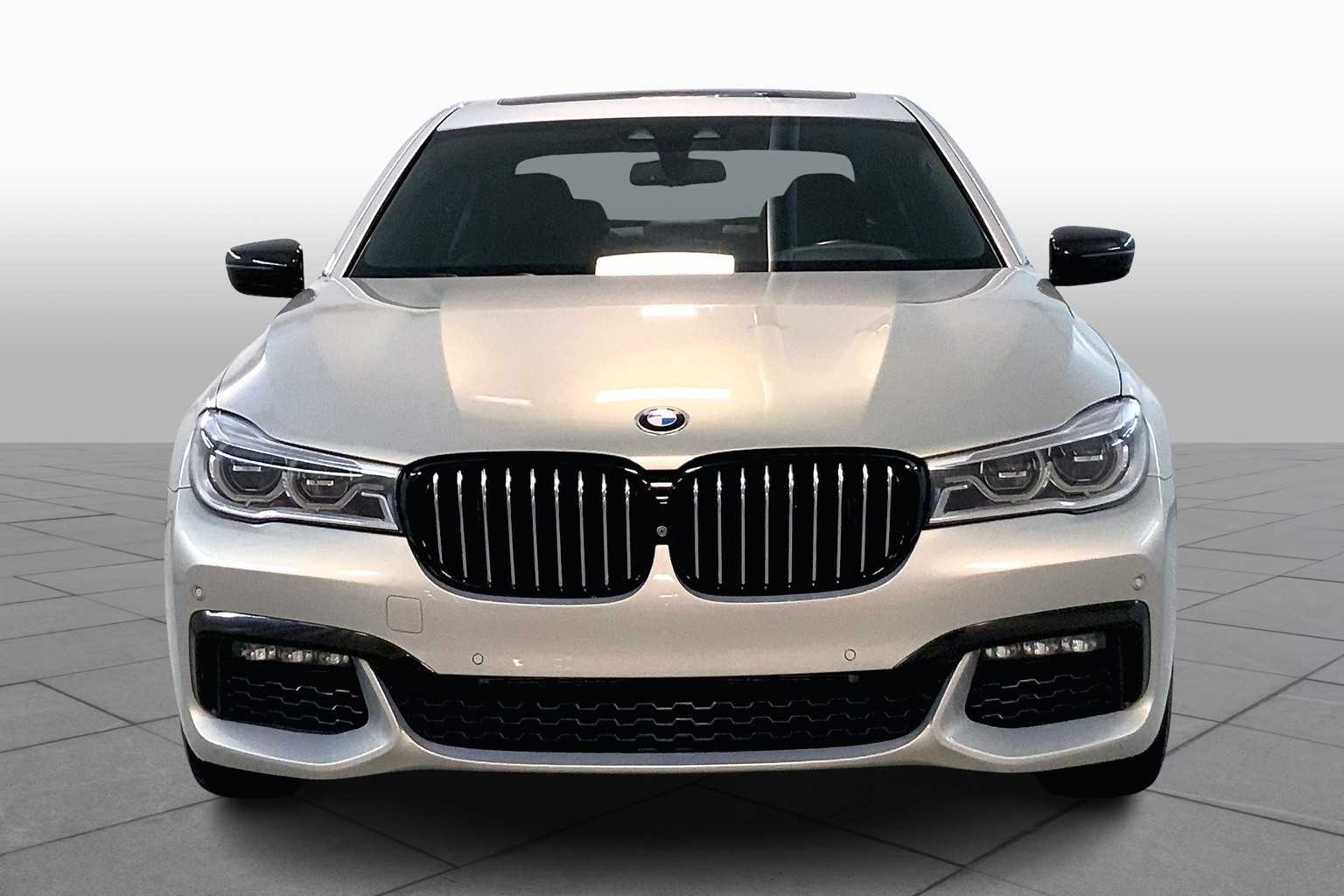WBA7F2C3XHG422999