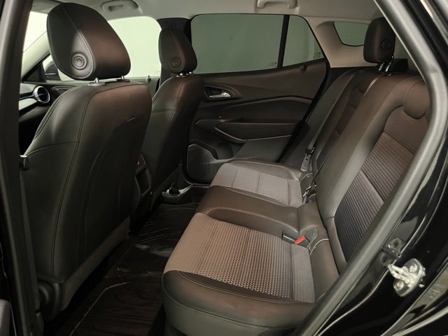 2025 Chevrolet Trax LT photo 23