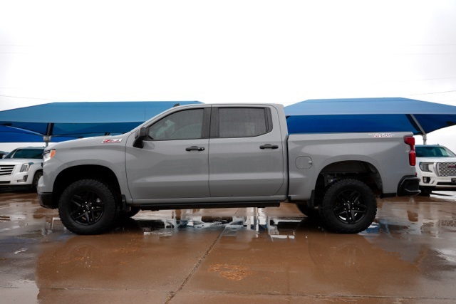 2024 Chevrolet Silverado 1500 LT Trail Boss photo 3