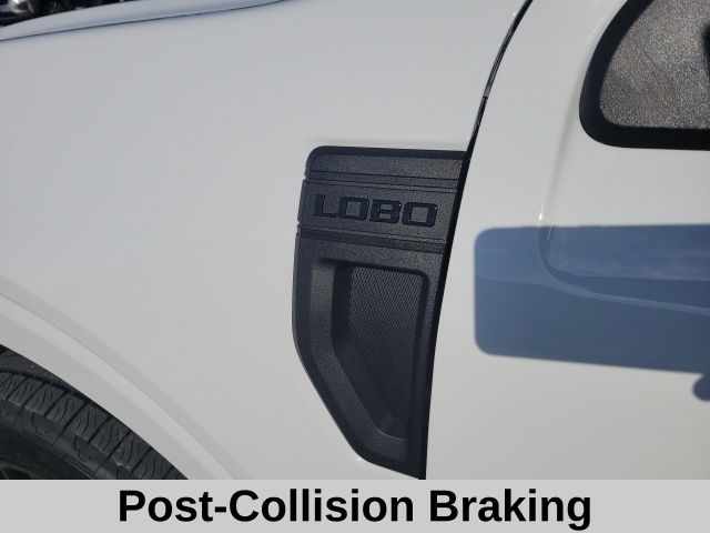 2025 Ford Maverick photo 4