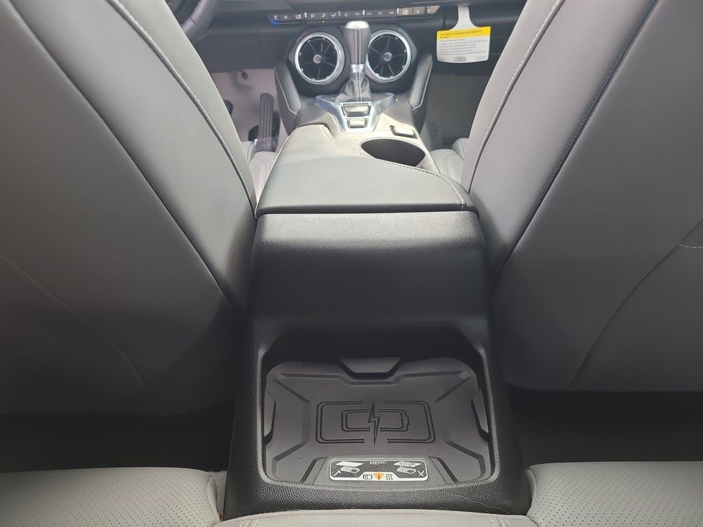 2016 Chevrolet Camaro 2SS photo 31