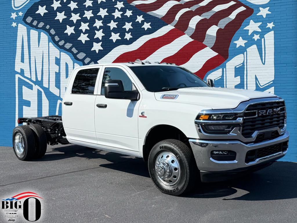 2025 RAM Ram 3500 Chassis Cab Tradesman's photo
