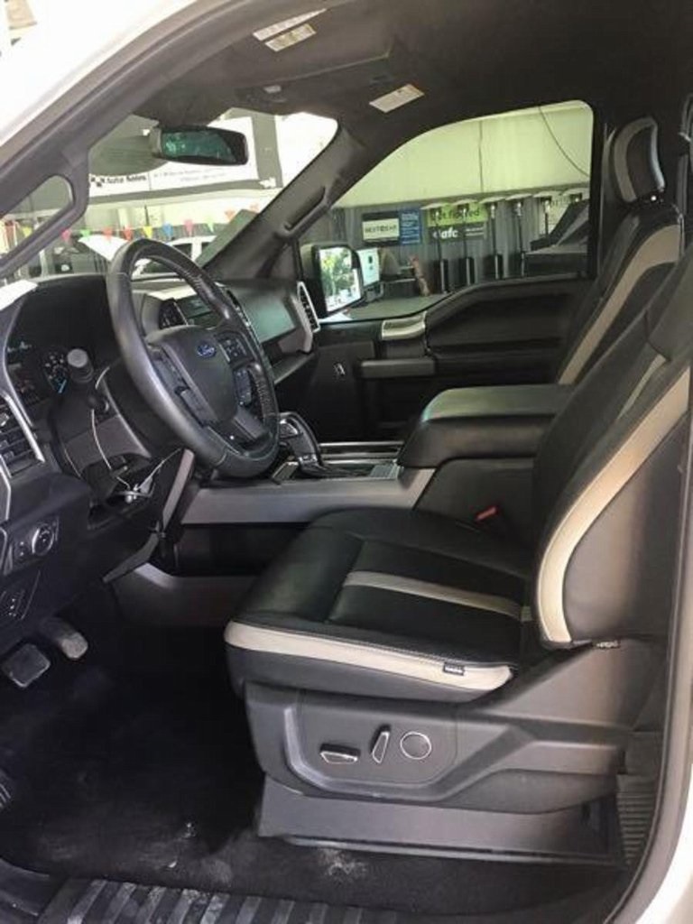 2017 Ford F-150 XLT photo 2