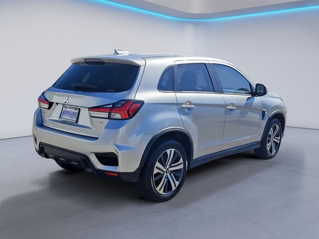 2024 Mitsubishi Outlander Sport ES photo 31