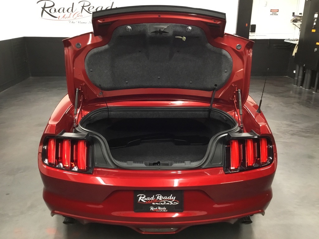 2016 Ford Mustang V6 Convertible photo 13