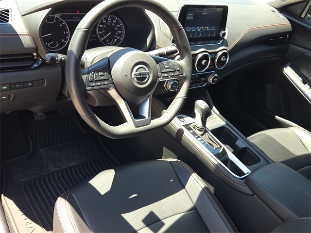 2023 Nissan Sentra SR photo 13