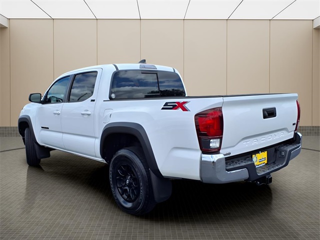 2023 Toyota Tacoma SR5 photo 4