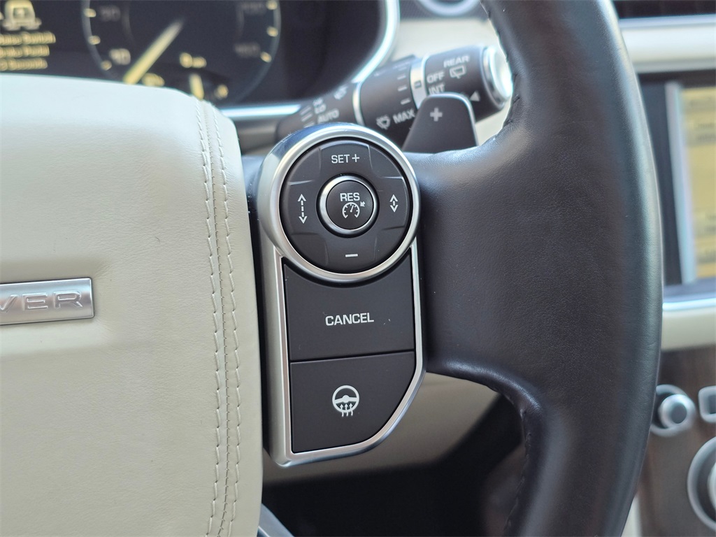 2016 Land Rover Range Rover HSE photo 19