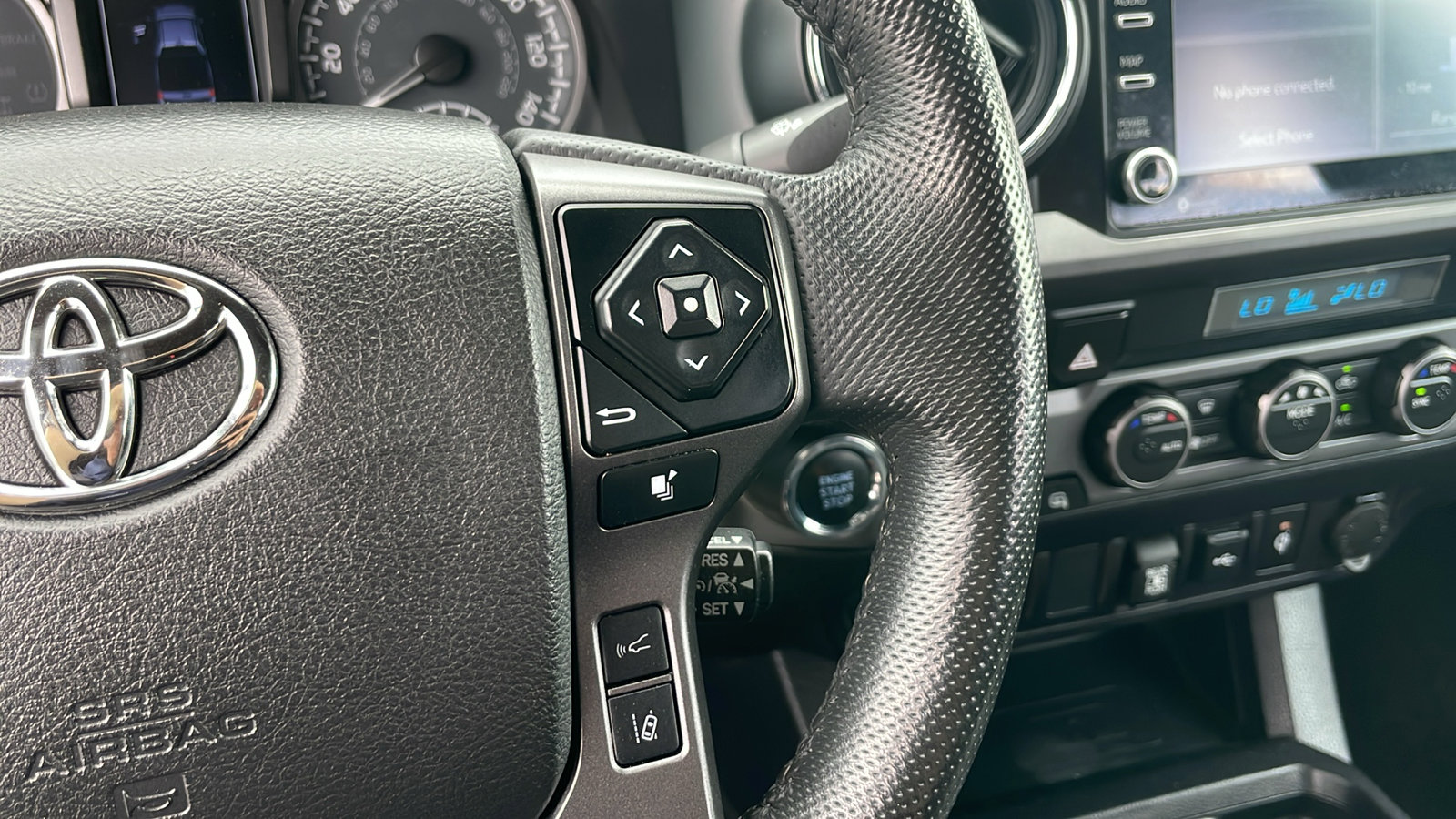 2023 Toyota Tacoma TRD Off-Road V6 photo 18