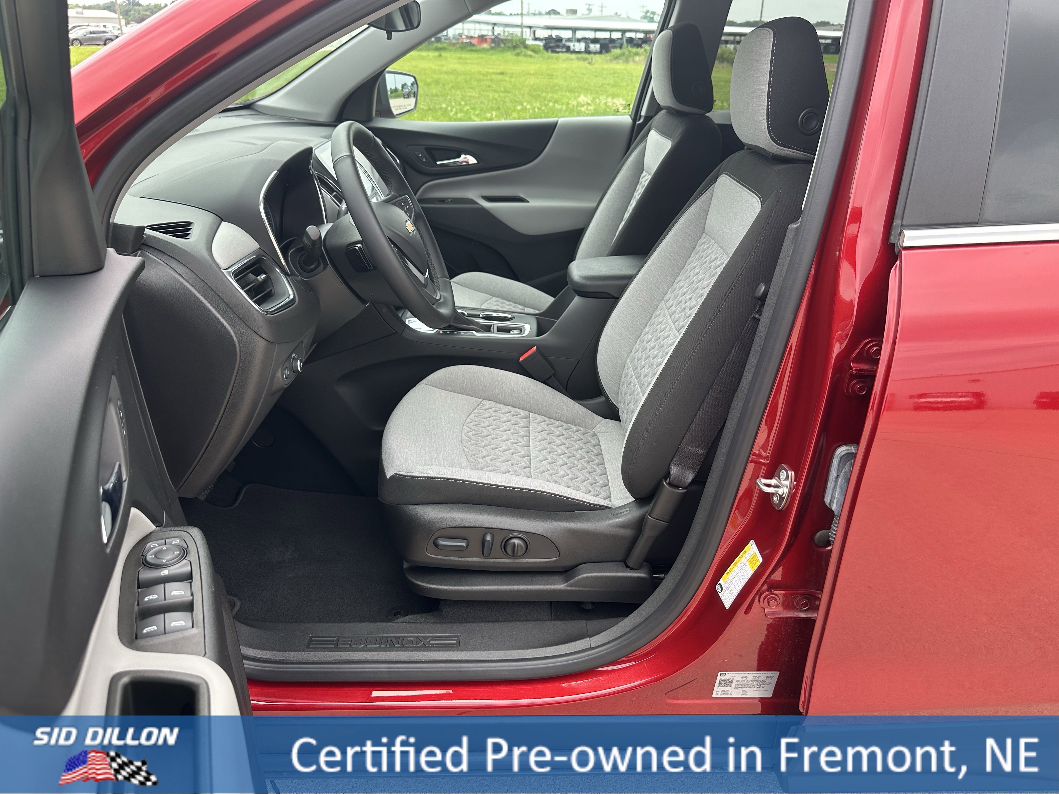 2023 Chevrolet Equinox LT photo 5