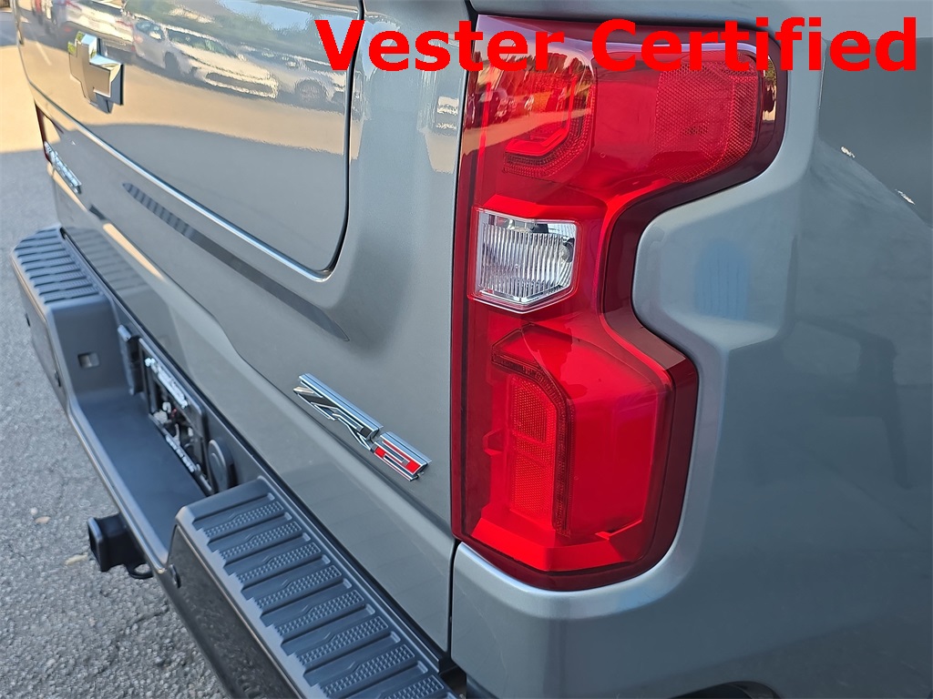 2024 Chevrolet Silverado 1500 ZR2 photo 28