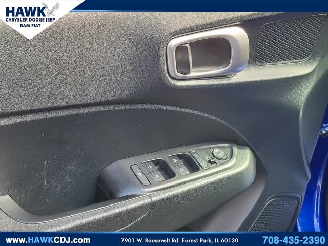 2025 HYUNDAI VENUE - Image 14