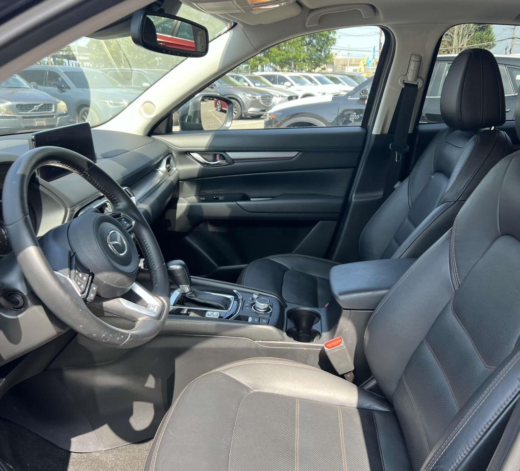 2022 Mazda CX-5 2.5 S Preferred photo 12