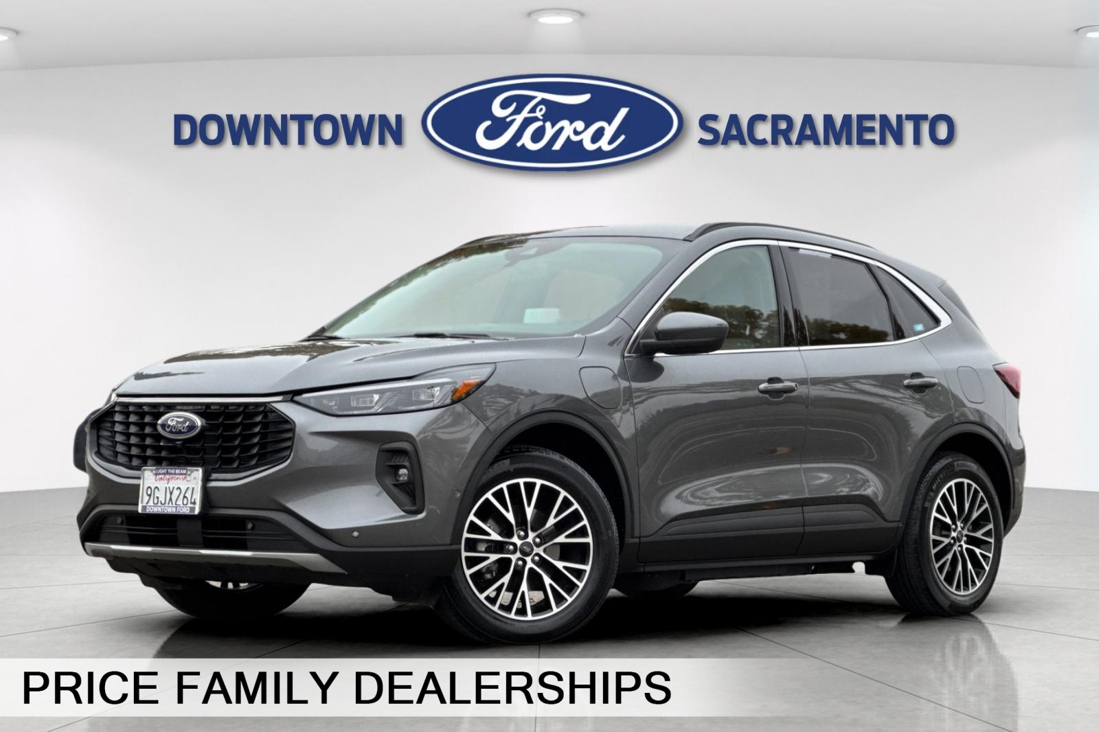 2023 Ford Escape PHEV's photo