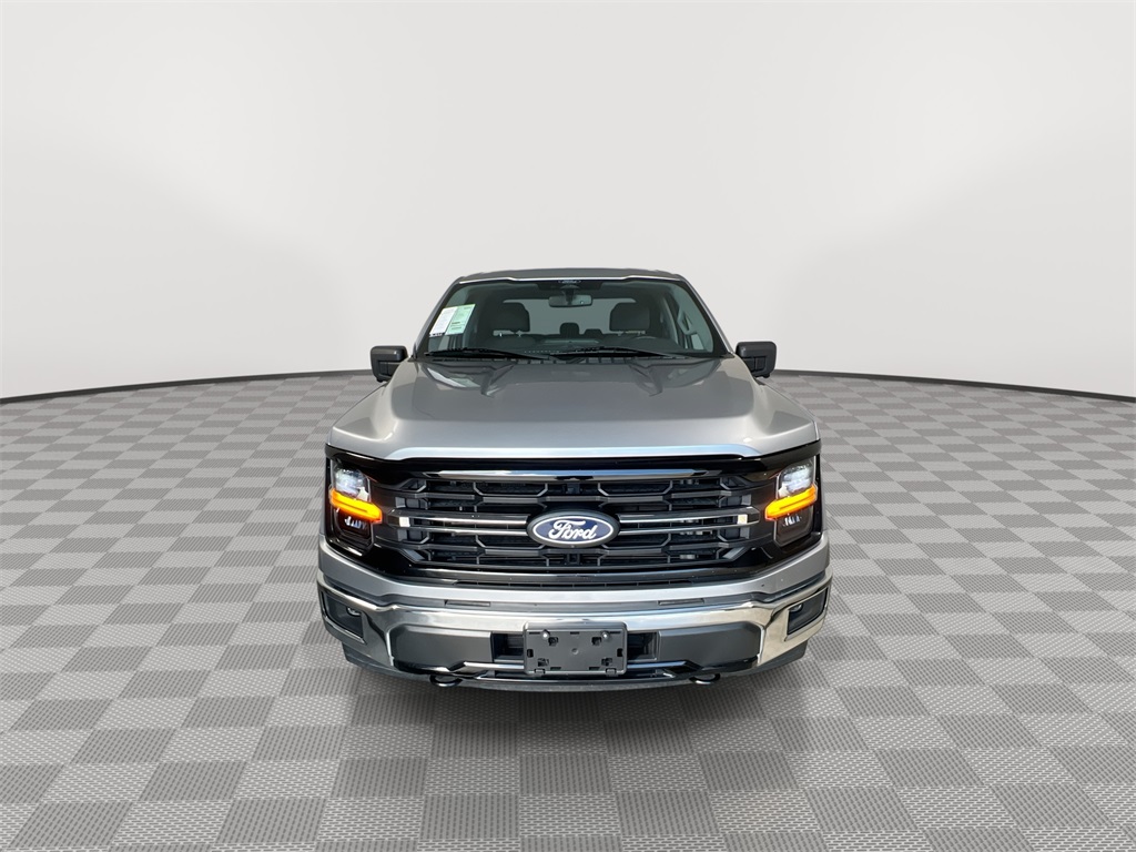 2024 Ford F-150 XLT photo 3