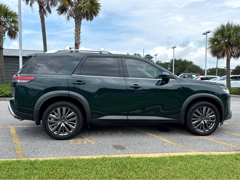 2023 Nissan Pathfinder SL photo 27