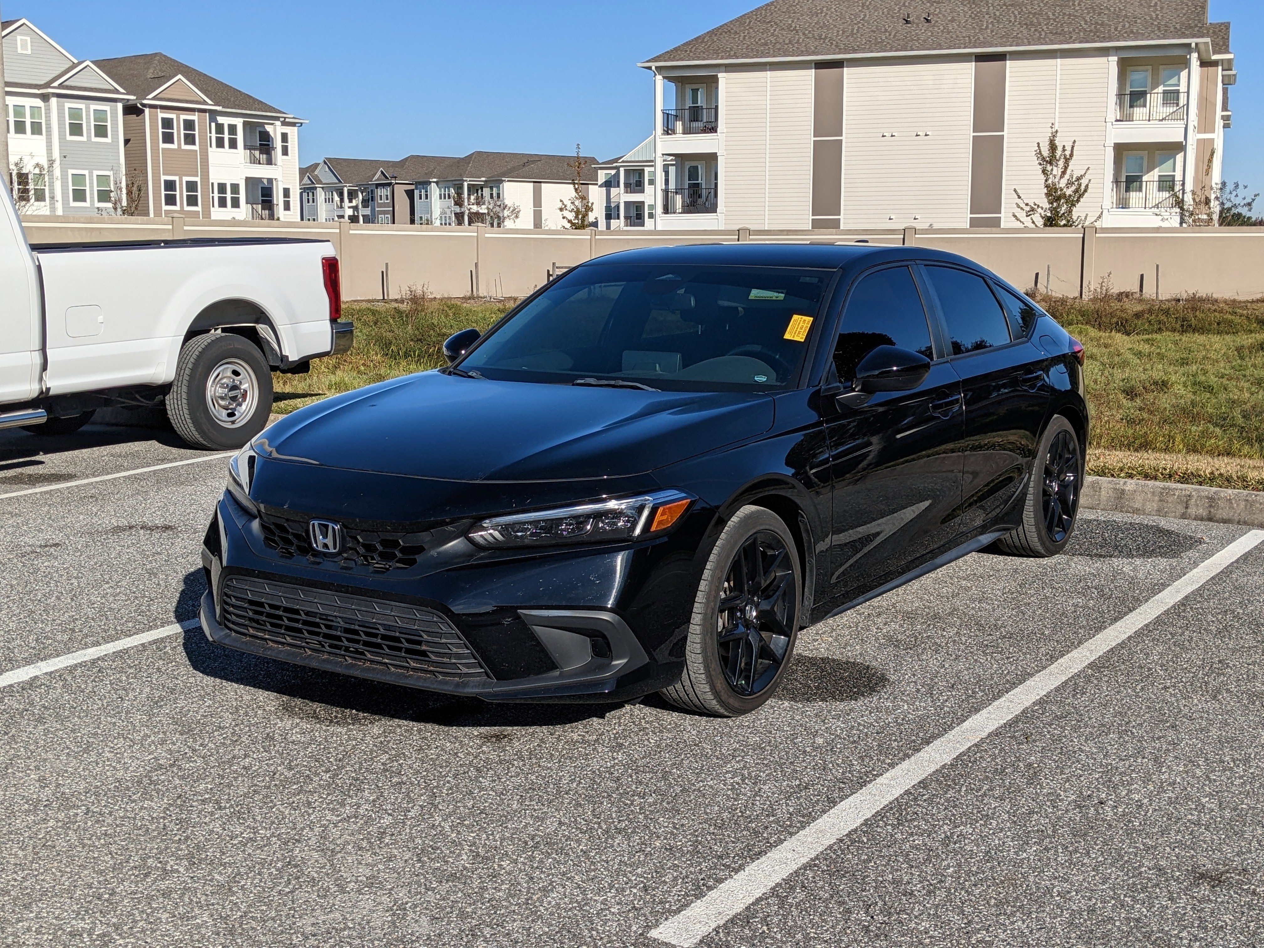 2023 Honda Civic Hatchback Sport's photo