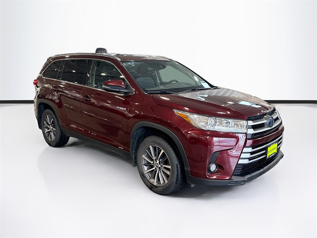 2019 Toyota Highlander Hybrid XLE photo 3