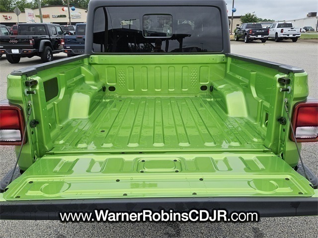 2025 Jeep Gladiator Sport S photo 10