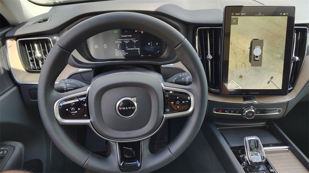2026 Volvo XC60 B5 Plus photo 13