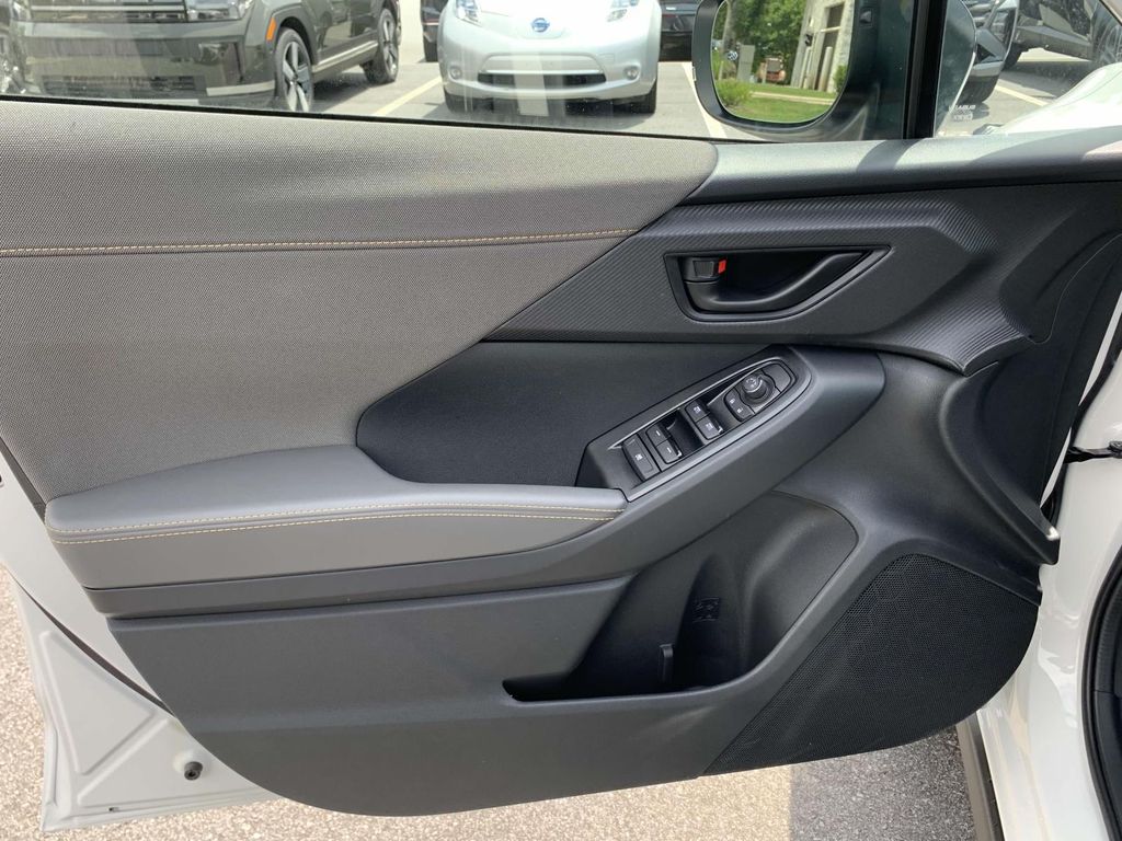 2025 Subaru Crosstrek Sport photo 2