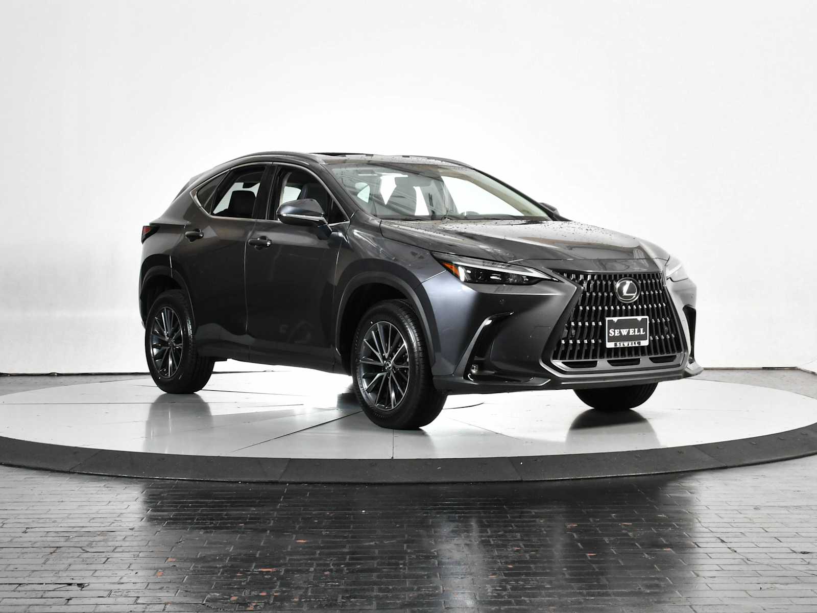 2022 Lexus NX 350 Premium AWD photo 4