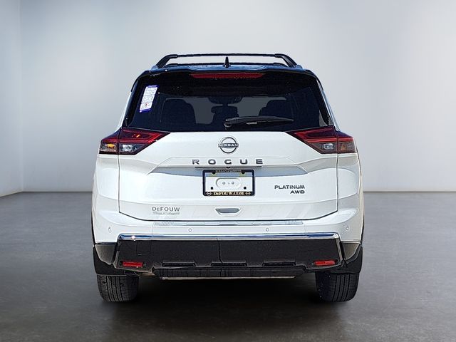 2025 Nissan Rogue Platinum photo 4