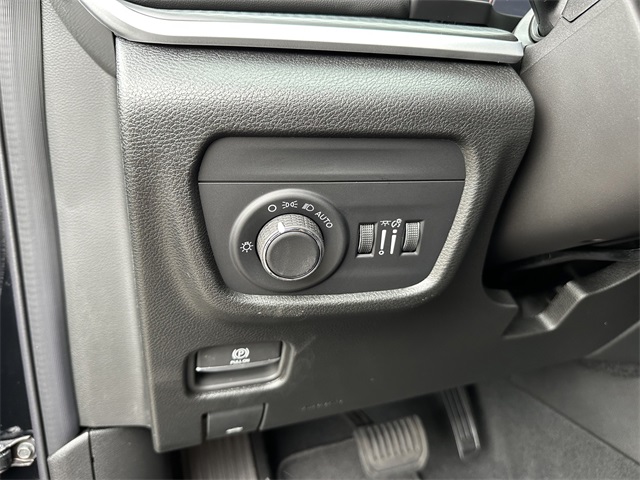 2025 Jeep Grand Cherokee Laredo photo 32
