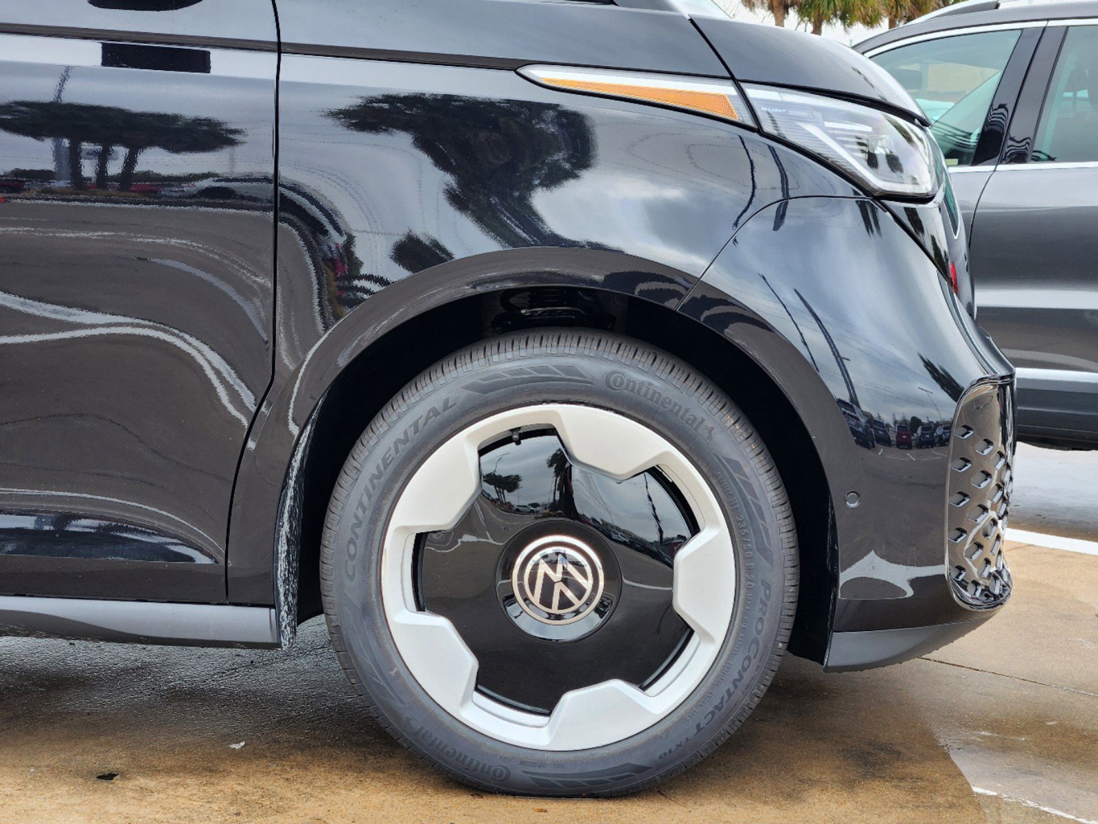 2025 Volkswagen ID. Buzz Pro S photo 4