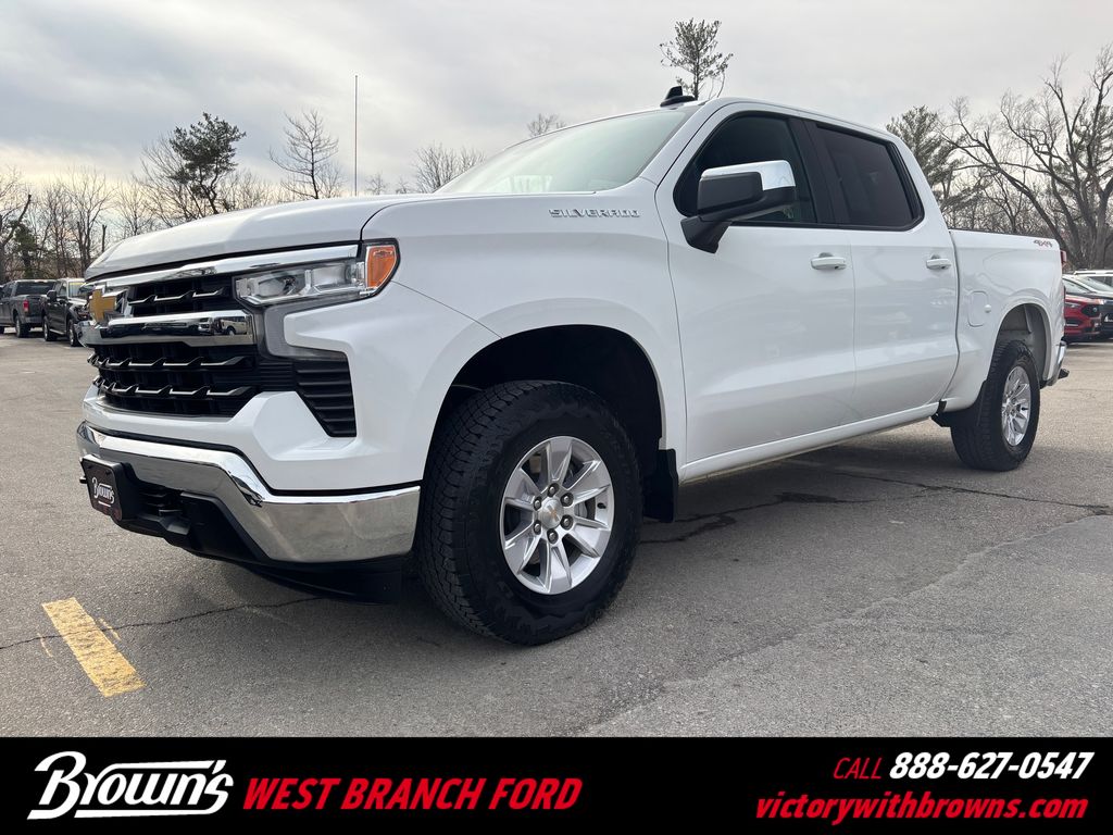 2025 Chevrolet Silverado 1500 LT's photo