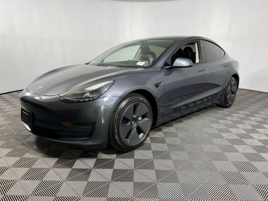 2023 Tesla Model 3 photo 2